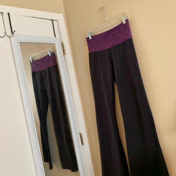 Lululemon athletic pants. - Picture 7 of 12